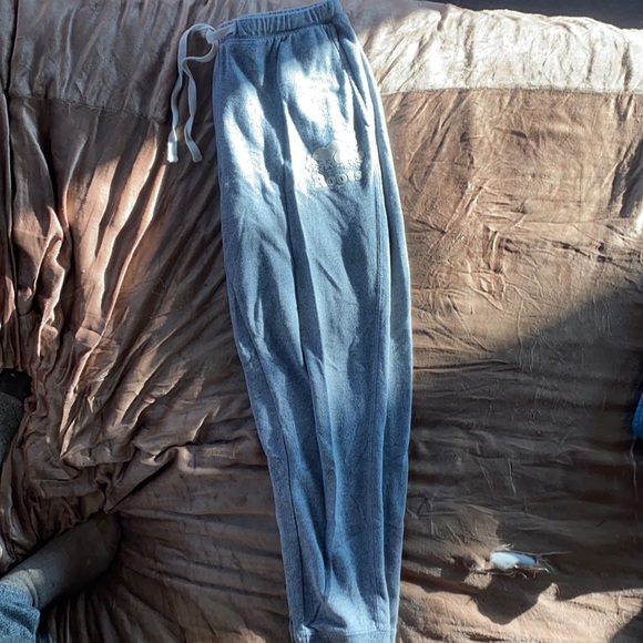 Roots Capri pants - Picture 1 of 2